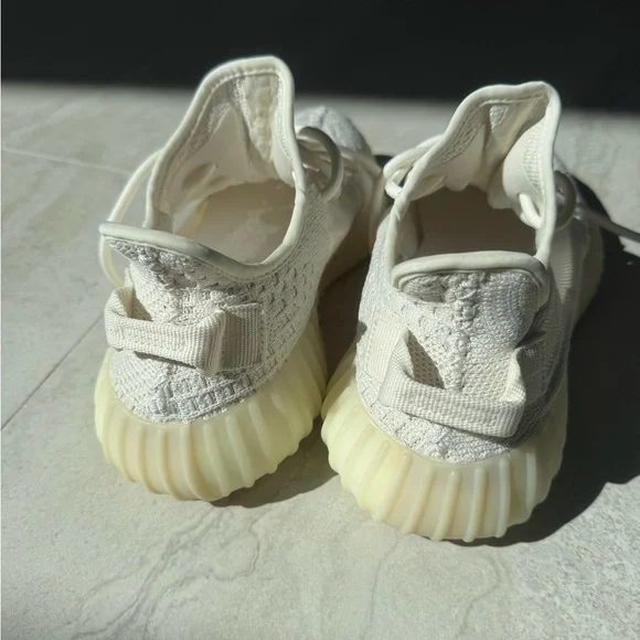 adidas Yeezy Boost 350 V2 Box - Bone/Tan color (RARE) - Picture 11 of 14